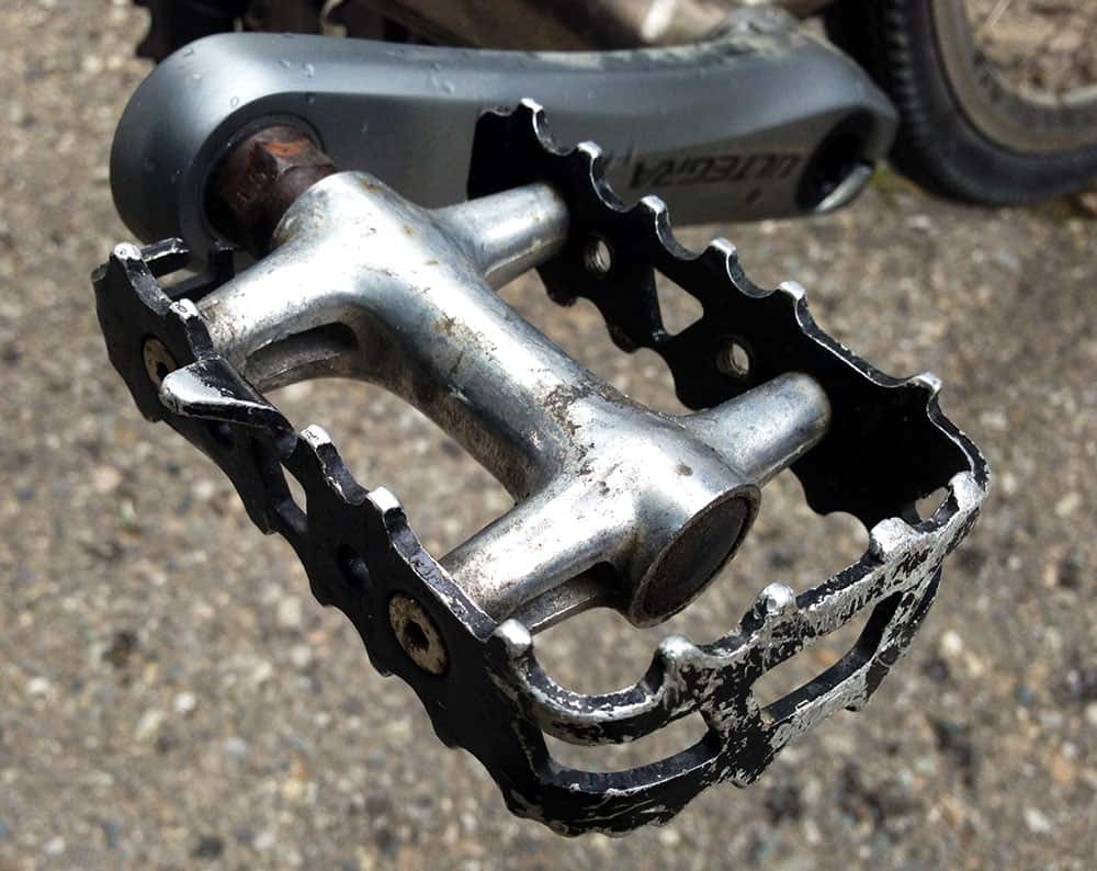 bicycle pedals bicycle
