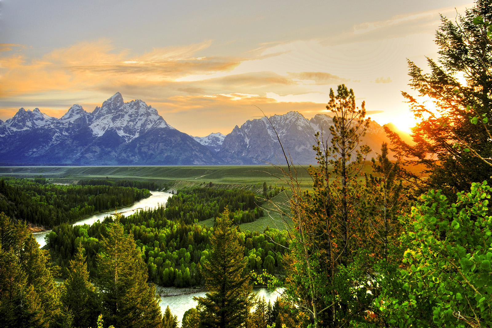 Wyoming's Yellowstone & Tetons Multi-Adventure Tour - 4-Day Getaway ...