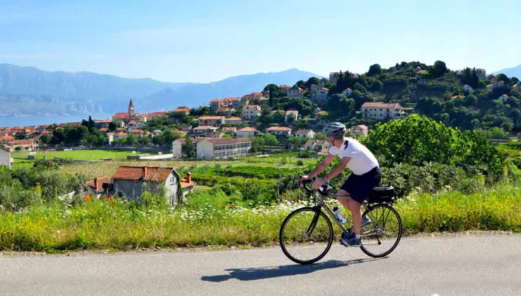 Backroads biking in Croatia