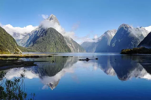 New Zealand Travel Guide Overview