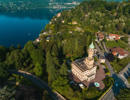 Bird's eye shot of the Cannavacciuolo Ristorante and it's surrounding village.