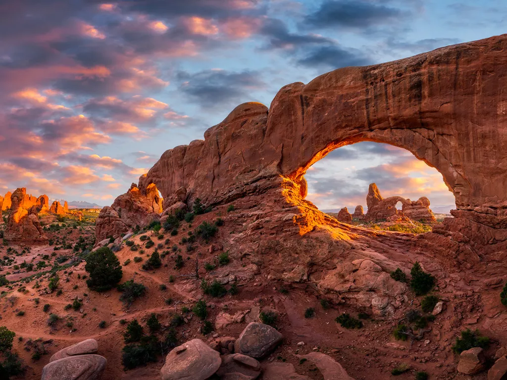 Hiking canyonlands and outlet arches national parks